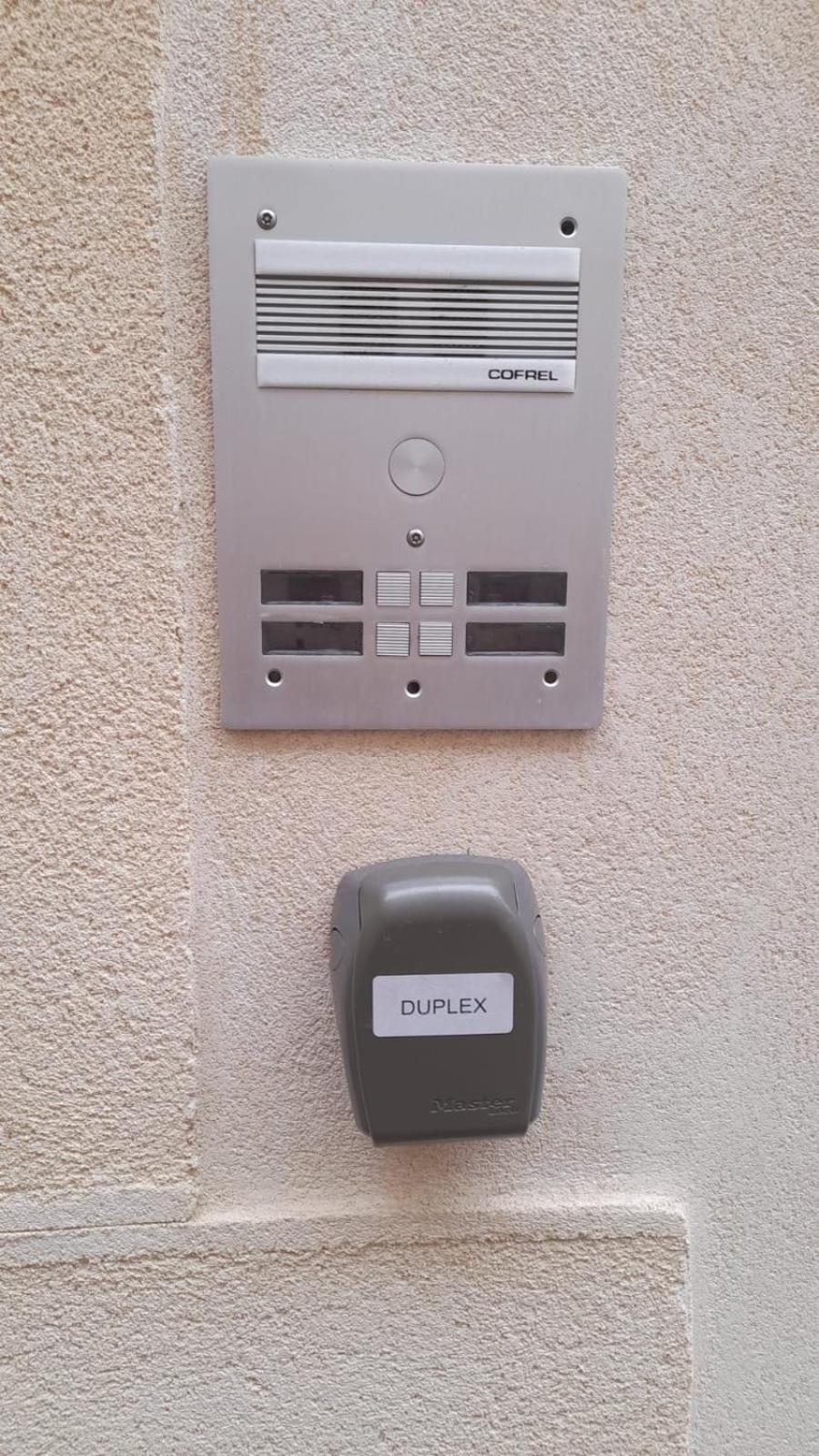Tournus Castrum Romain - Duplex 54 M2 - 3 Etoiles - Petit Box Velo - 5Mn Autoroute Стая снимка